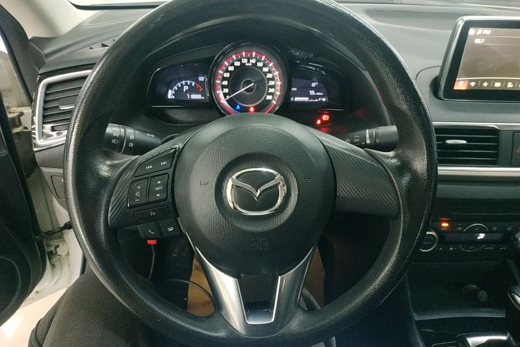 马自达3 昂克赛拉 2016款 三厢 1.5L 自动豪华型局部细节13