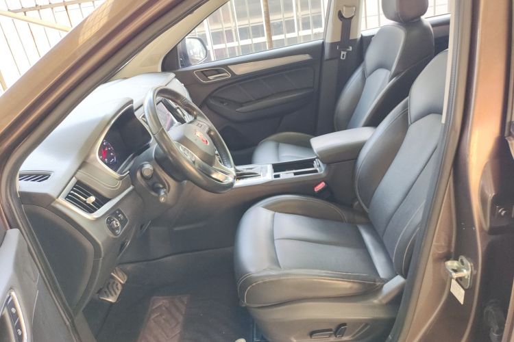 荣威RX5 2016款 20T 两驱自动互联网智享版中控内饰19