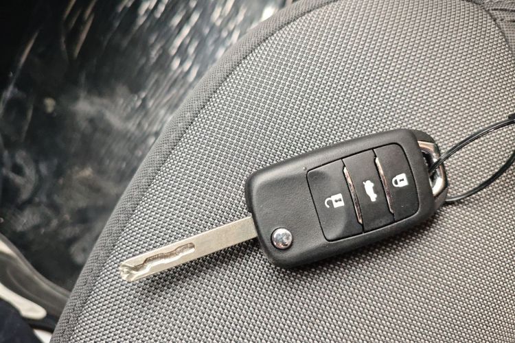 长安启源 长安Lumin 2025款 205km 香沁款中控内饰11