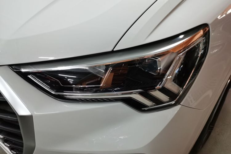 奥迪Q3 2019款 35 TFSI 进取动感型局部细节36