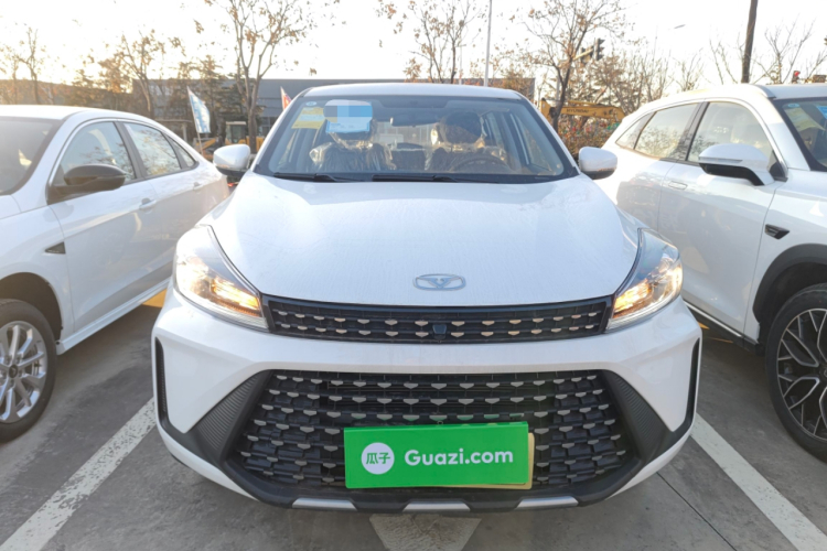 凯翼 炫界Pro 2025款 1.5L 手动舒适版车身外观2