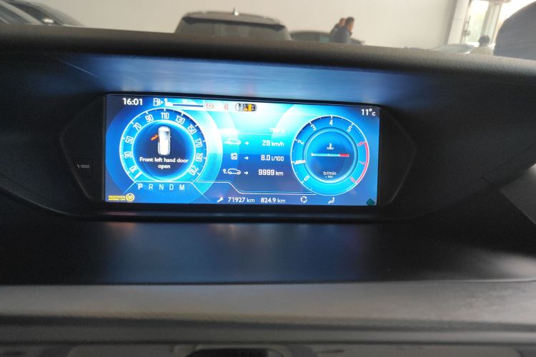 雪铁龙 C4 PICASSO 2015款 1.6T 时尚型 5座中控内饰14