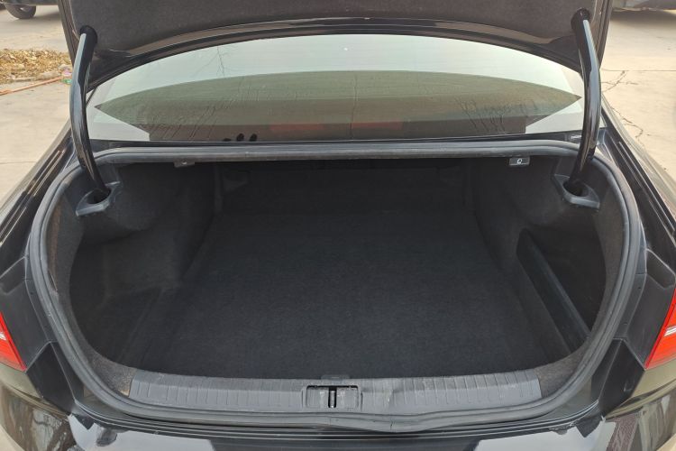 大众 迈腾 2019款 280TSI DSG 领先型 国VI机舱底盘23