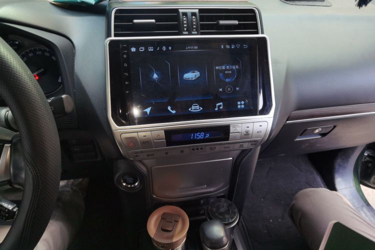 丰田 普拉多 2019款 3.5L 自动TX-L尊享版后挂备胎中控内饰16