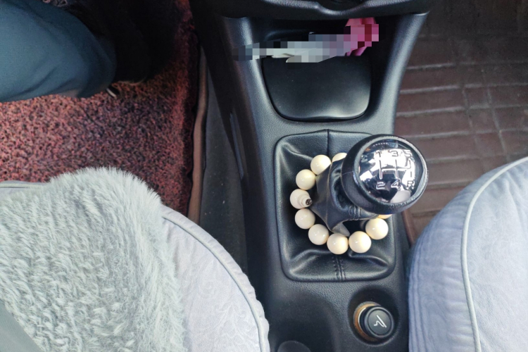 标致207 2013款 CROSS 1.4L 手动驭乐型中控内饰18