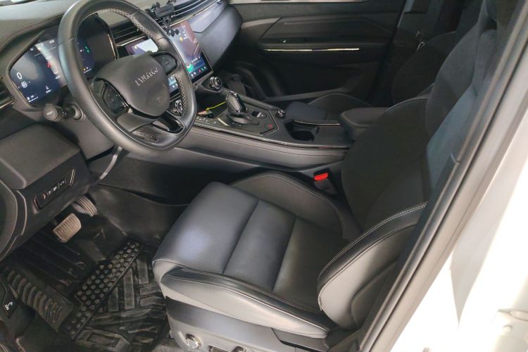 领克01 EM-P 2023款 1.5TD EM-P PM中控内饰19