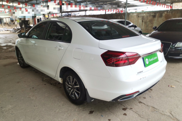 吉利汽车 帝豪 2019款  领军版 1.5L 手动豪华型 国VI车身外观4