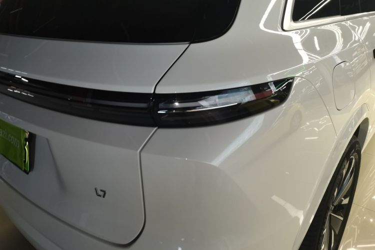 理想汽车 理想L7 2025款 Max 智能焕新版车身外观6006