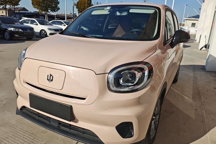 零跑汽车 零跑T03 2021款 400轻享版 磷酸铁锂车身外观1