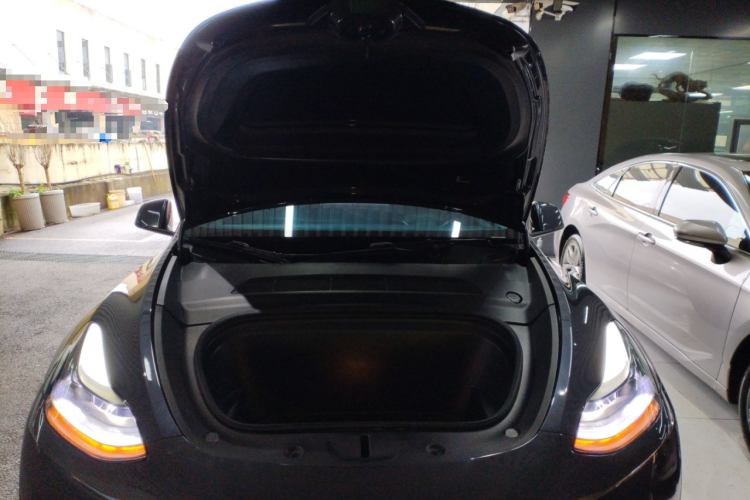 特斯拉 Model Y 2023款 后轮驱动版局部细节24
