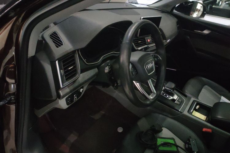 奥迪Q5L 2018款 45 TFSI 尊享时尚型 国V中控内饰20