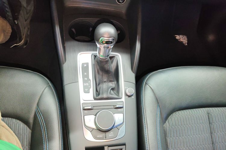 奥迪A3 2019款 Limousine 35 TFSI 时尚型 国VI局部细节18