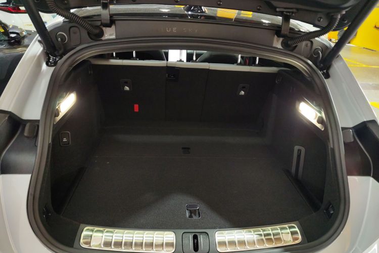 蔚来ET5T 2023款 75kWh Touring机舱底盘23