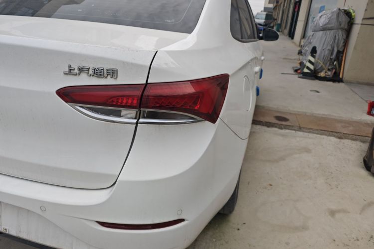 别克 英朗 2018款 15T 手动精英型 国V车身外观9