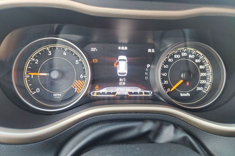 Jeep 自由光(进口) 2014款 2.4L 都市版局部细节14