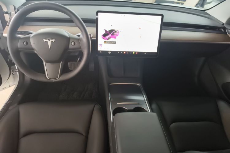 特斯拉 Model 3 2021款 改款 标准续航后驱升级版 3D1中控内饰7002