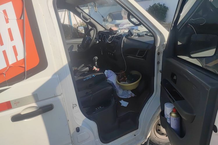 东风御风 御风EM26 2023款 标准版 41.472kWh 河南锂动局部细节9005