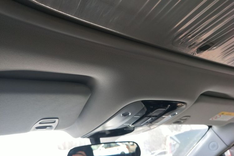 广汽传祺 传祺M8 2023款 领秀系列 390T 尊享版中控内饰22