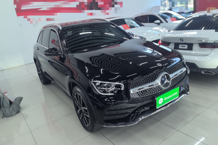 奔驰GLC 2022款 改款二 GLC 260 L 4MATIC 豪华型车身外观3