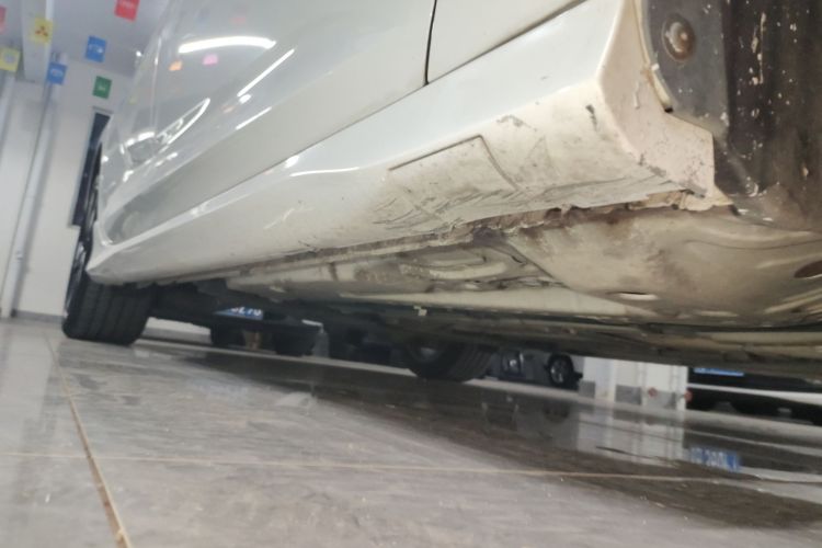 别克 君威 2017款 GS 28T 豪华型局部细节9001