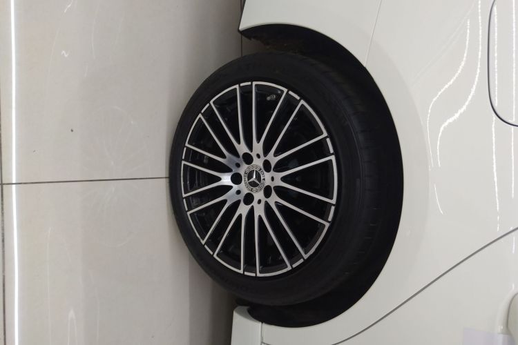 奔驰C级 2023款 C 200 L 运动版车身外观6008