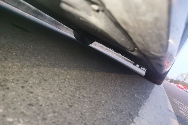 宝马7系 2019款 改款 740Li 尊享型 M运动套装局部细节9004