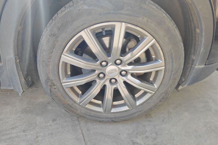 凯迪拉克XT4 2018款 28T 两驱豪华型车身外观6007