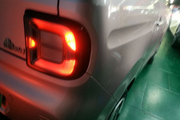 吉利银河 2023款 熊猫mini 200km 灵动熊车身外观6001