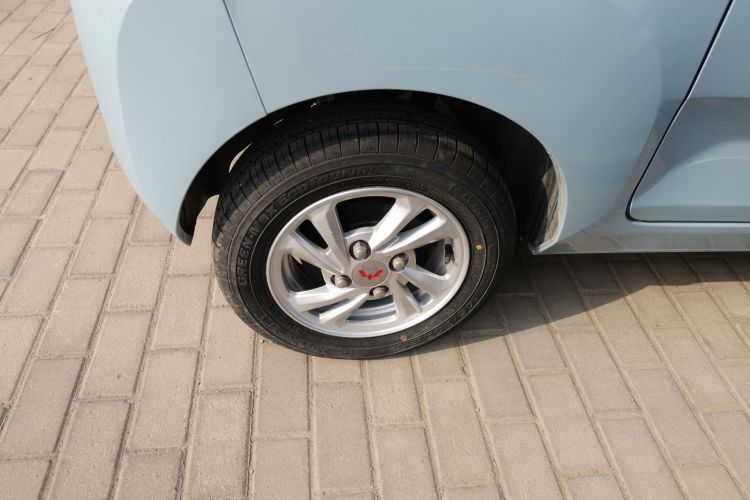 五菱汽车 宏光MINIEV 2022款 自在款 磷酸铁锂车身外观6008