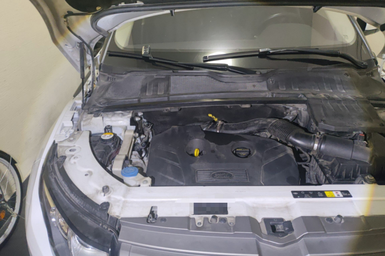 路虎 揽胜极光 2015款 2.0T 五门智耀版局部细节9006