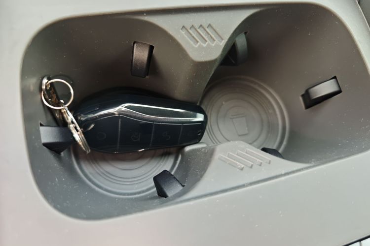 比亚迪 元PLUS 2025款 智驾版 430KM 领先型中控内饰11