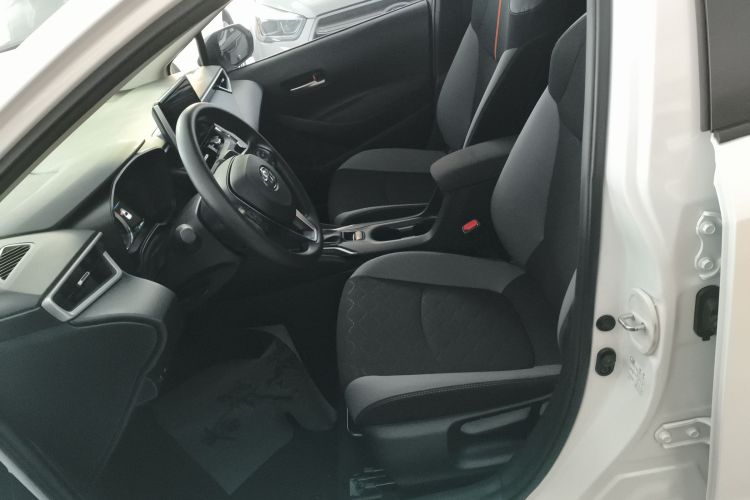 丰田 卡罗拉 2023款 1.2T 精英版中控内饰19