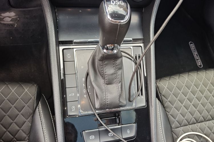 斯柯达 速派 2018款 TSI330 DSG舒适版 国V中控内饰18