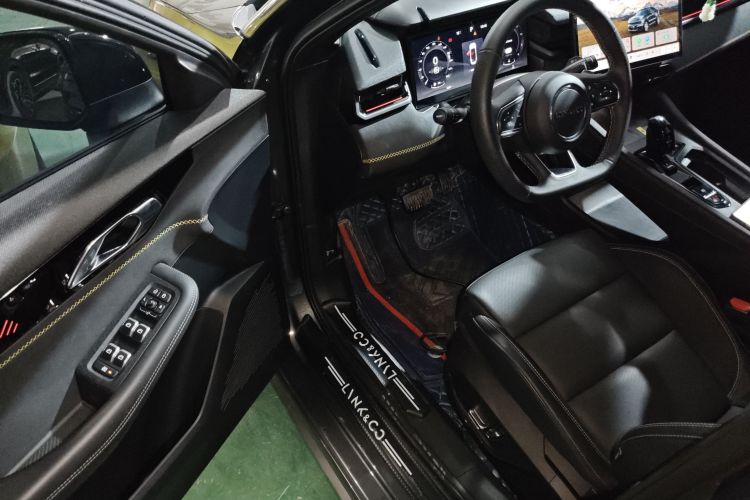 领克03 2023款 2.0TD DCT劲Pro中控内饰20