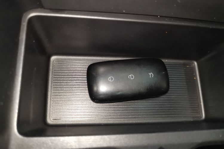 吉利银河 银河L6 2023款 60km PLUS中控内饰7001