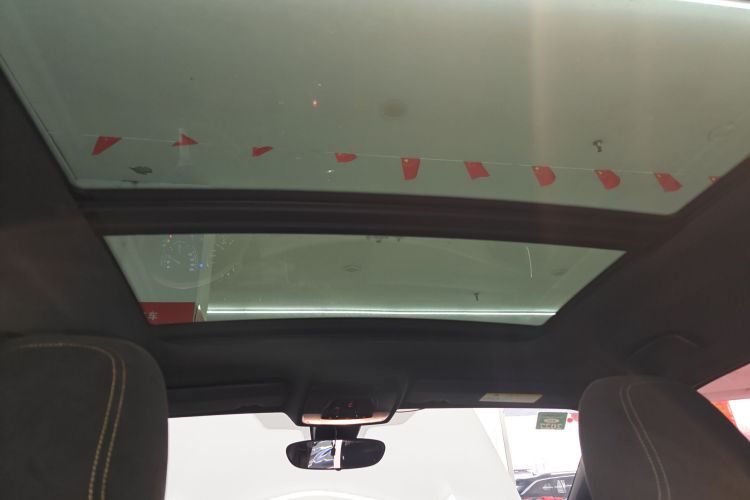 宝马X2(进口) 2018款 sDrive25i 尊享型M越野套装 国V局部细节22