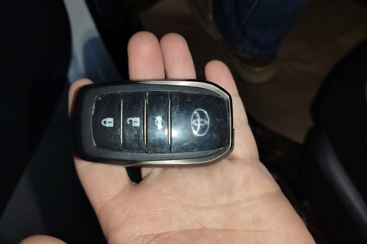 丰田 威驰FS 2017款 1.5L CVT锋驰版中控内饰7001