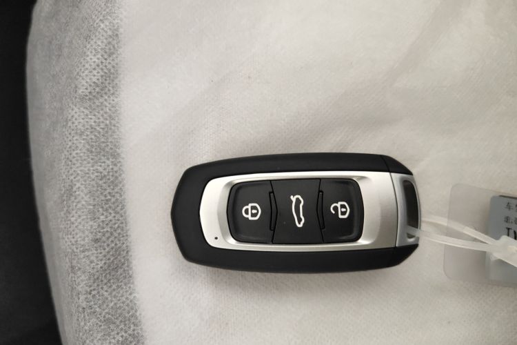 吉利银河 熊猫 2025款 210km 元气熊中控内饰11