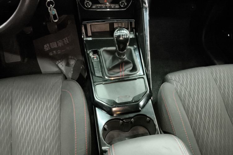 海马8S 2019款 1.6TGDI 手动劲版局部细节18