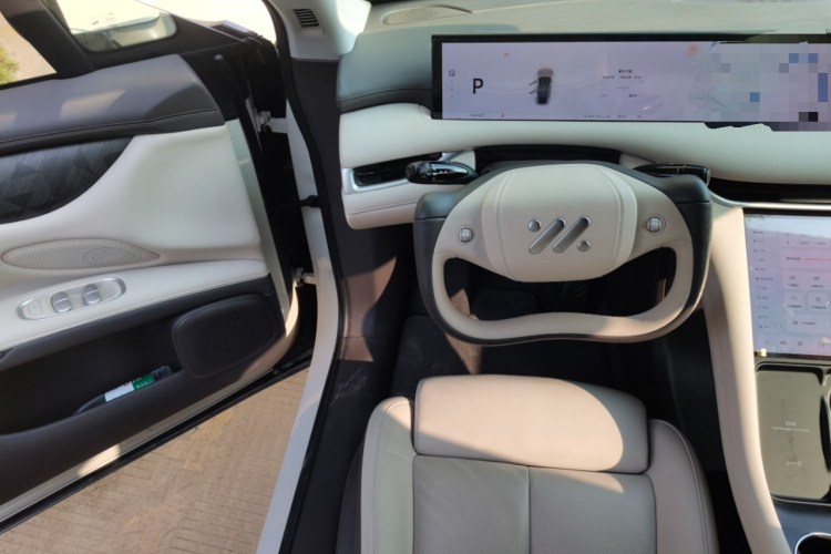 智己汽车 智己LS6 2023款 Max 标准版中控内饰13