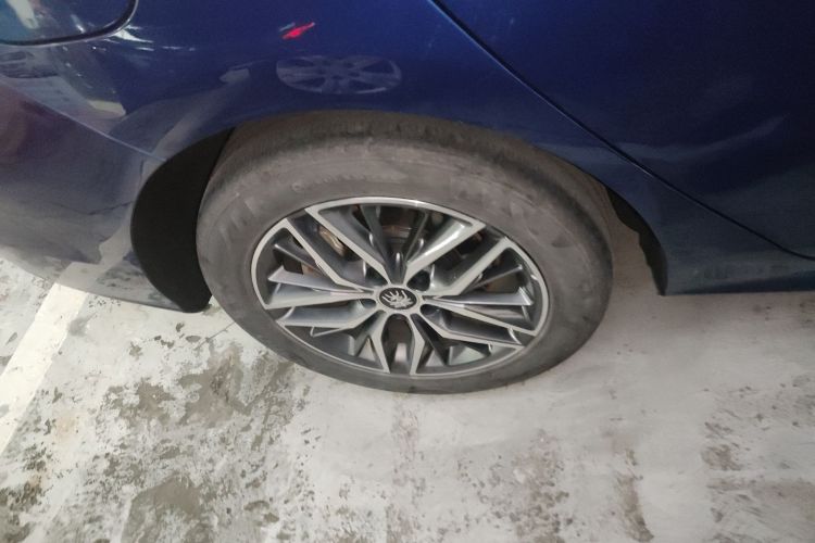 比亚迪 秦PLUS 2021款 DM-i 55KM 旗舰型车身外观6008