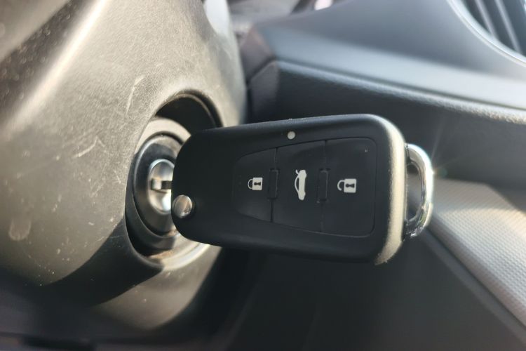 荣威360 2016款 1.5L 自动智屏版中控内饰7001