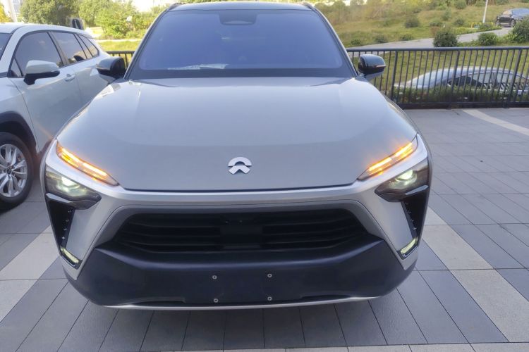 蔚来ES8 2020款 415KM 六座版车身外观6001