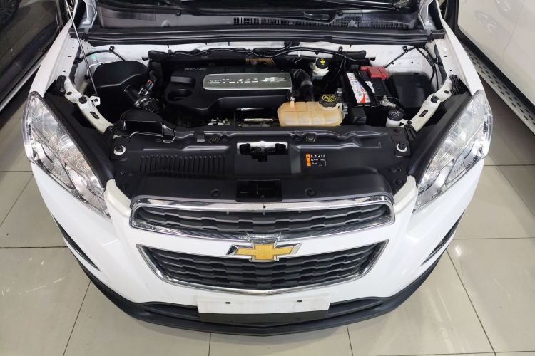 雪佛兰 创酷 2016款 1.4T 手动两驱舒适天窗版机舱底盘24