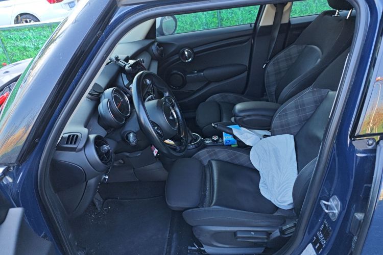 MINI 2015款 1.5T COOPER Fun 五门版局部细节19