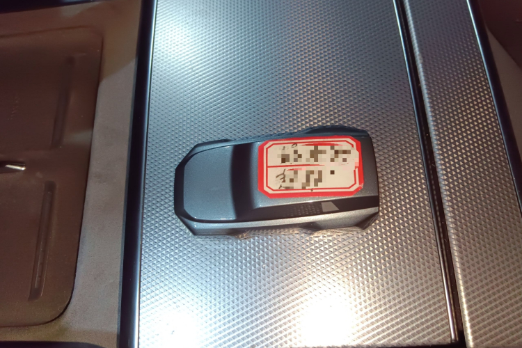 猛士M817 2025款 Hero中控内饰11