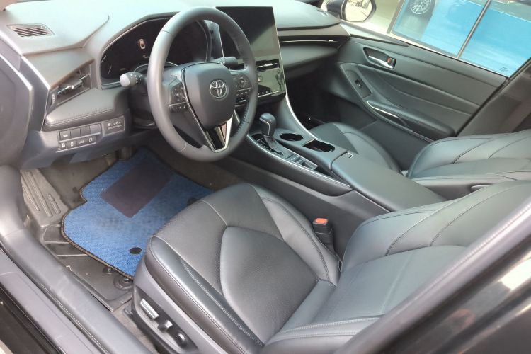 丰田 亚洲龙 2022款 2.5L 豪华版中控内饰19