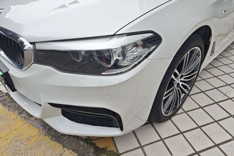 宝马5系 2018款 530Li 领先型 M运动套装局部细节36