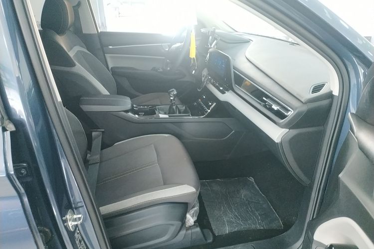 五菱汽车 五菱凯捷 2020款 1.5T 手动精英型局部细节41