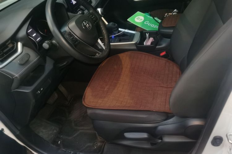 丰田 RAV4荣放 2022款 2.0L CVT两驱都市版中控内饰19